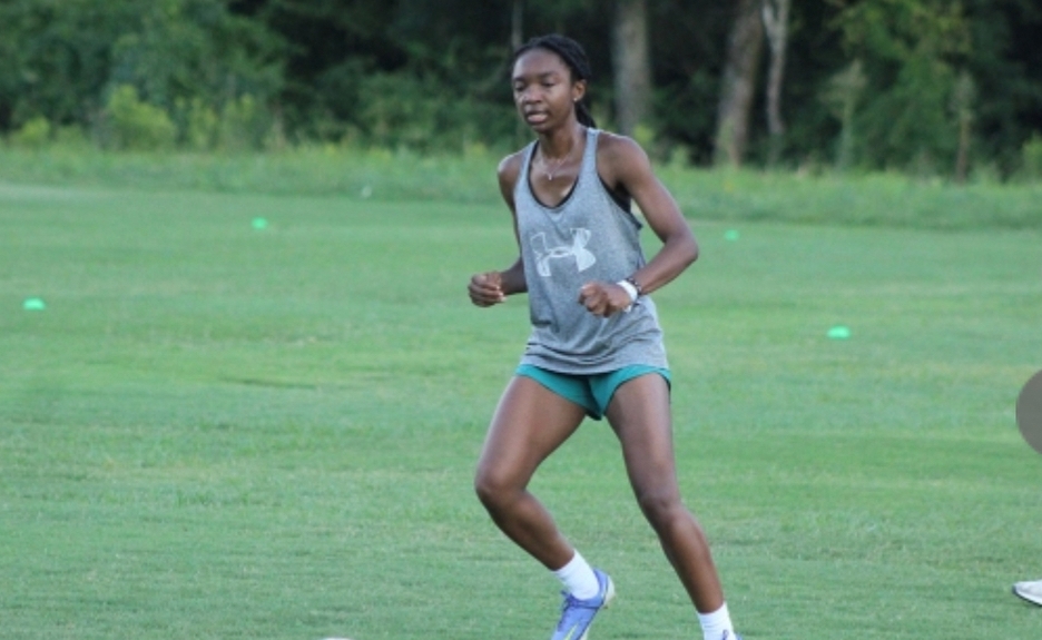 Lady cougars get ready for soccer! Photo